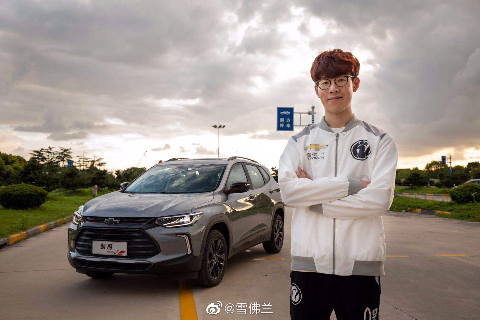 领先优势明显引发热议！，TheShy在尤文图斯比赛中重要助攻赛场气氛高涨的简单介绍