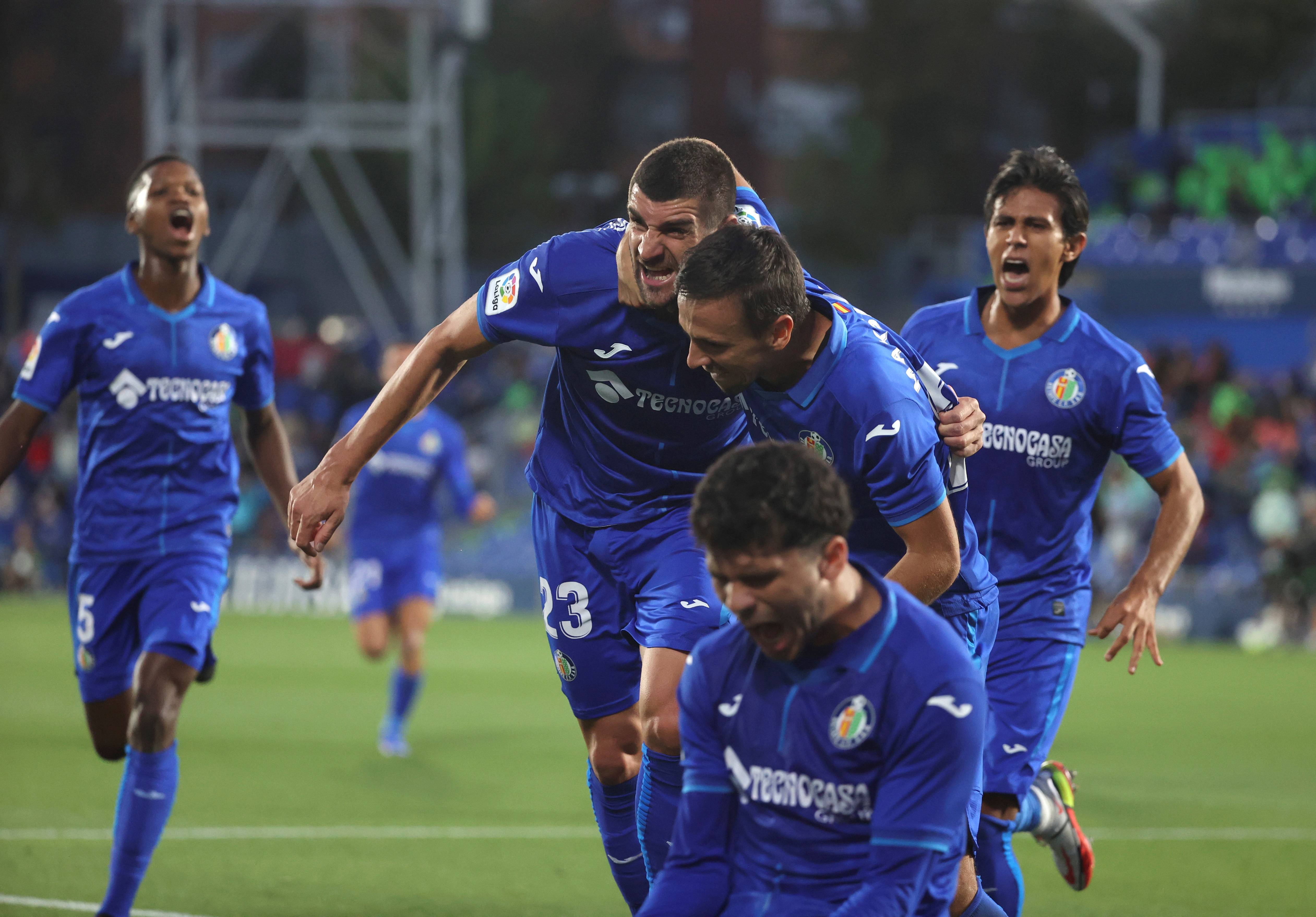 九游游戏娱乐平台-转折点！毕尔巴鄂竞技回应争议，西甲今夜攻防权衡，信心回归，赛季目标并未改变的简单介绍