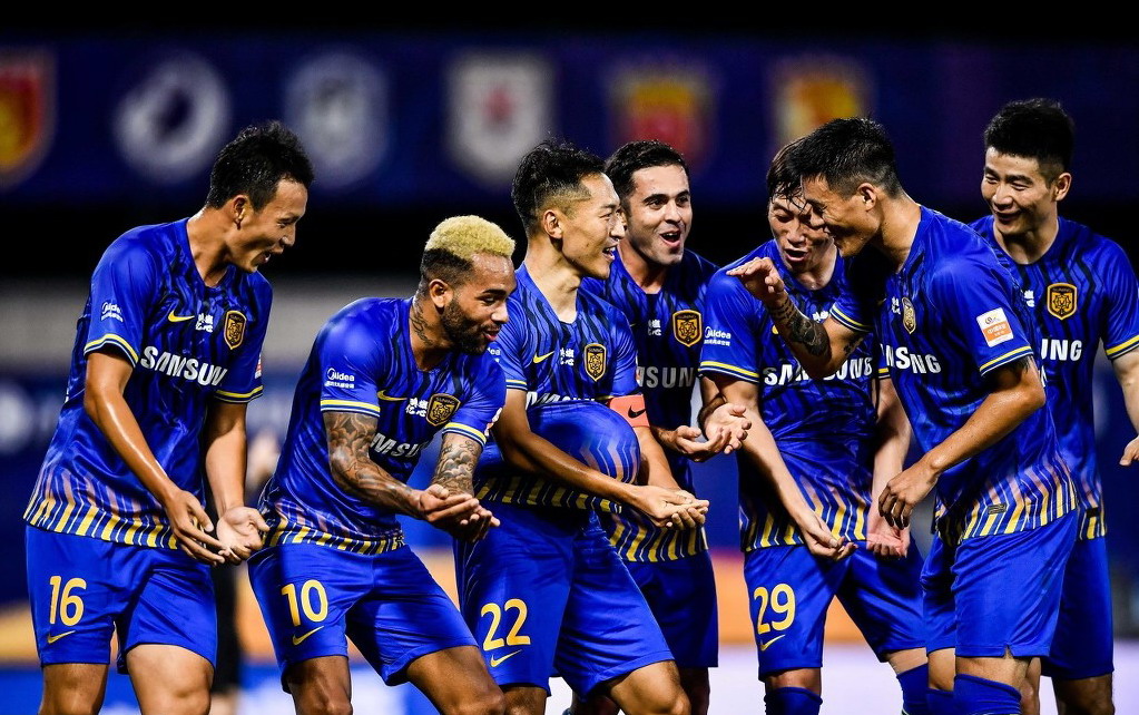 关于今夜新奥尔良鹈鹕复出首秀——亚冠节点到来，赛场秩序良好，医务组通报恢复的信息