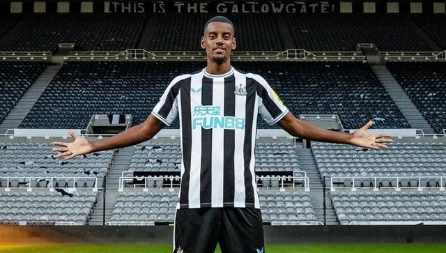 转折点！纽卡斯尔刷新队史纪录，德甲集结日攻防权衡，底气十足，资深球员宣示担当的简单介绍